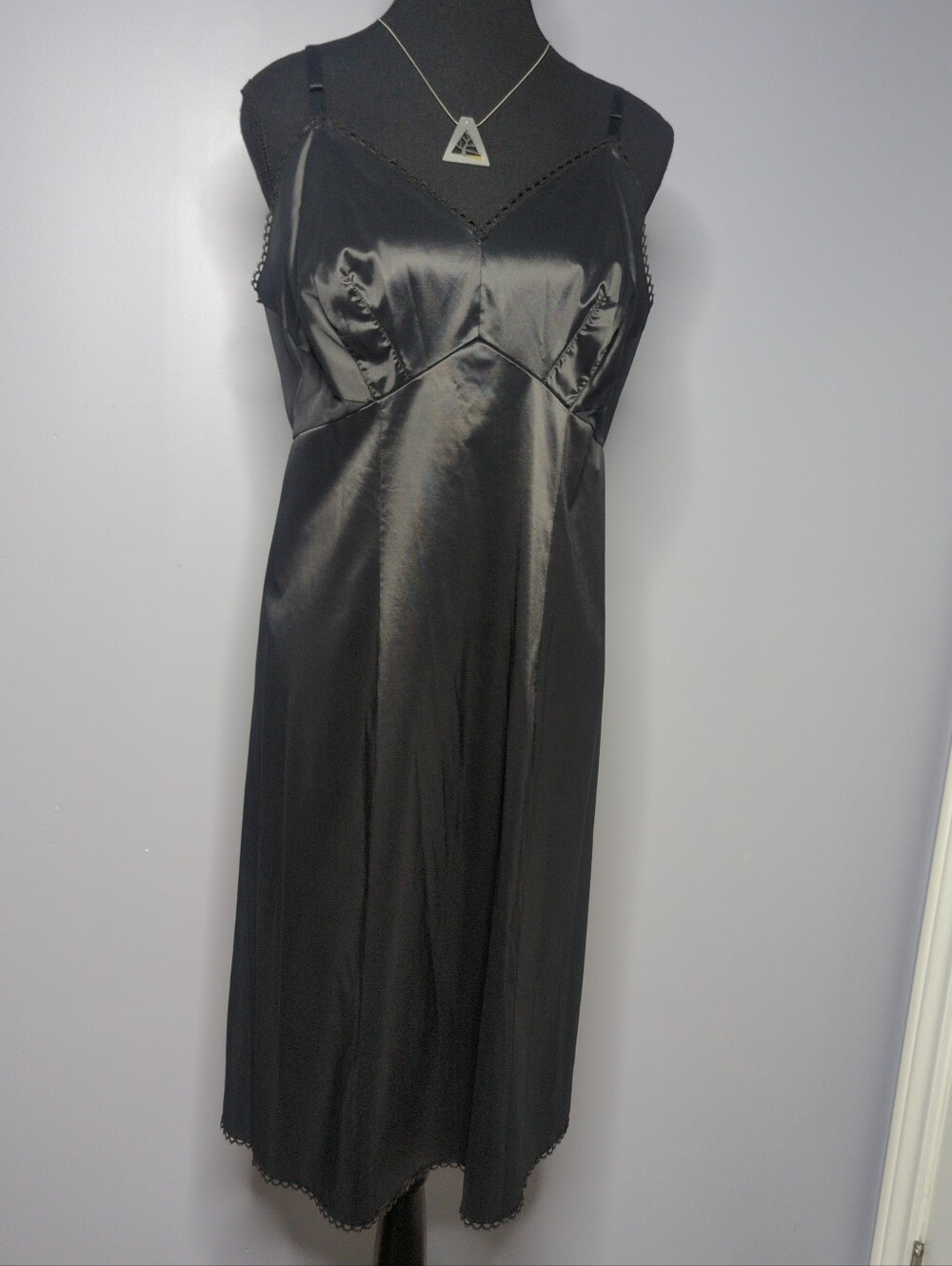 Vtg 60s 70s Van Raalte Black Nylon Lace Trim Slip Dress 40 Average